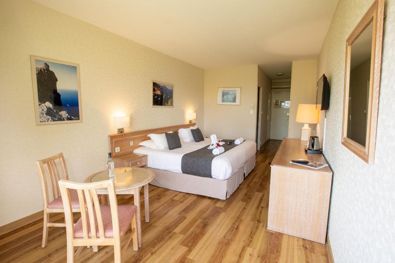 Hotel La Pinede Аяччо Экстерьер фото