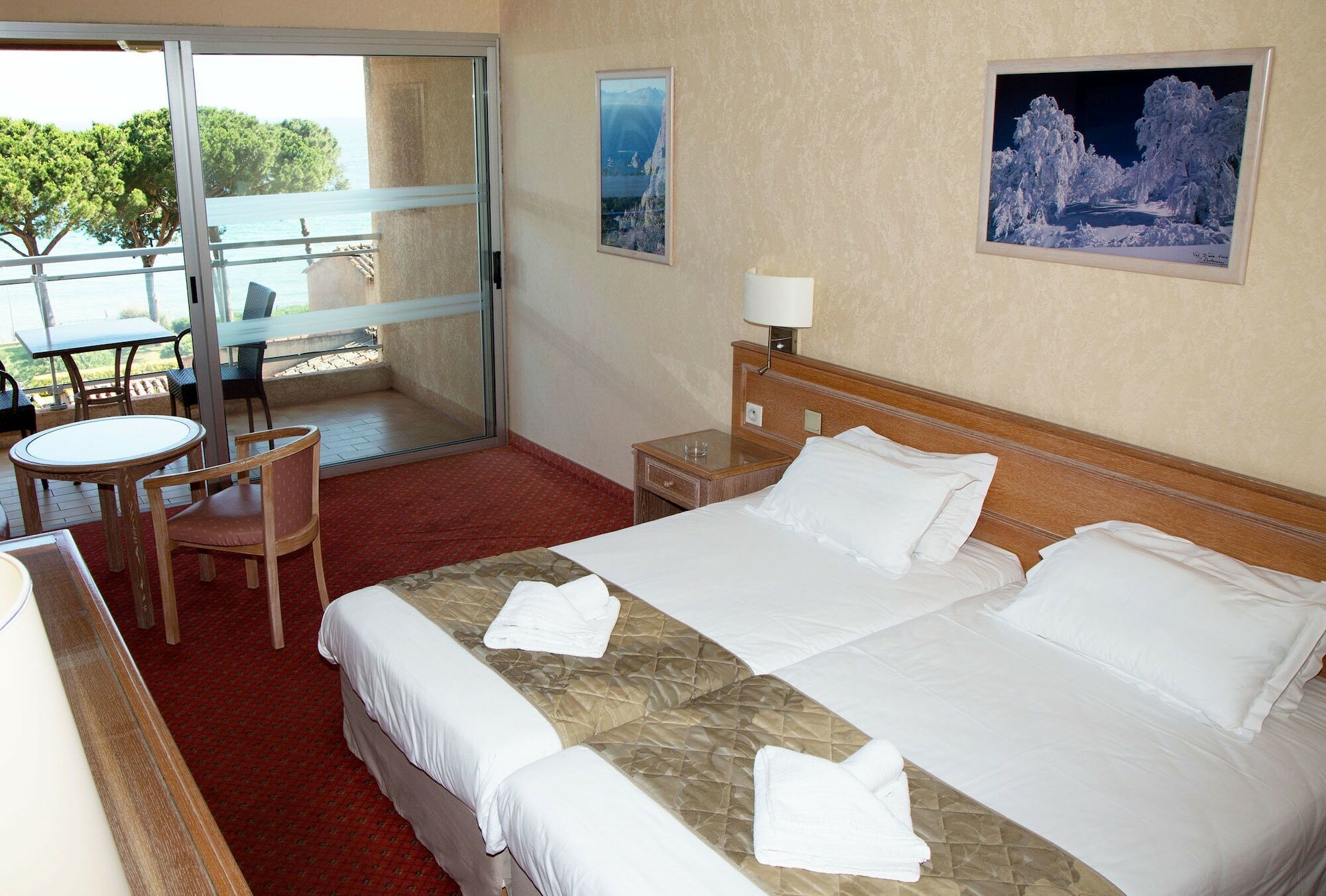 Hotel La Pinede Аяччо Экстерьер фото